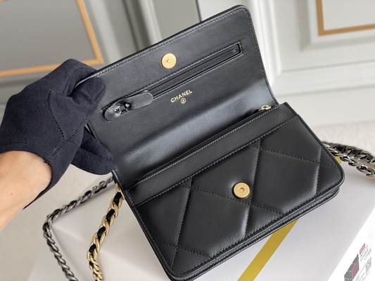 Lamsvacht Gouden Preloved Gemerkt Zak Chanel 19 Klepzak Minioem