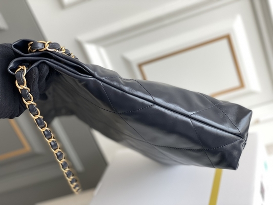 22S kalfsledermarine Chanel 22 ODM van de „Vuilniszak“ Kleine Handtas