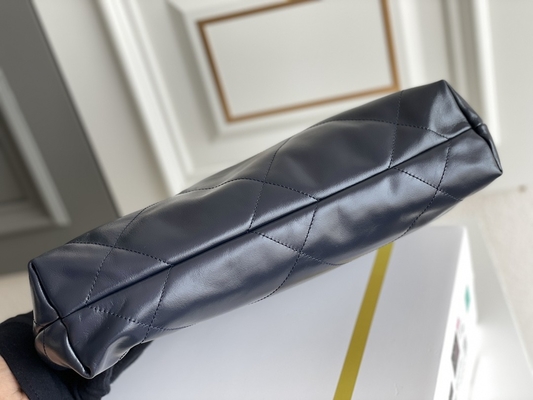 22S kalfsledermarine Chanel 22 ODM van de „Vuilniszak“ Kleine Handtas