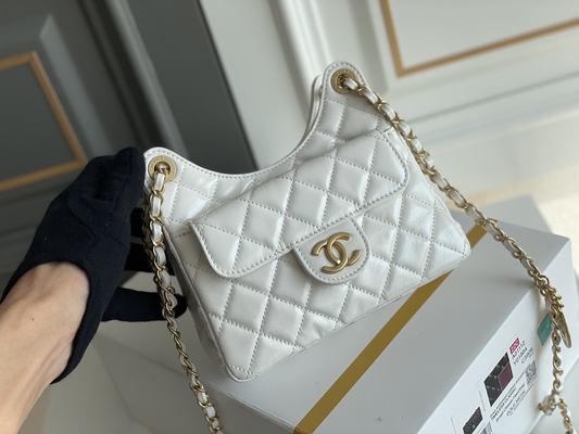 Klassieke Witte Kalfsleder Preloved Gemerkt Zakketting Chanel 2023 Cruisezakken