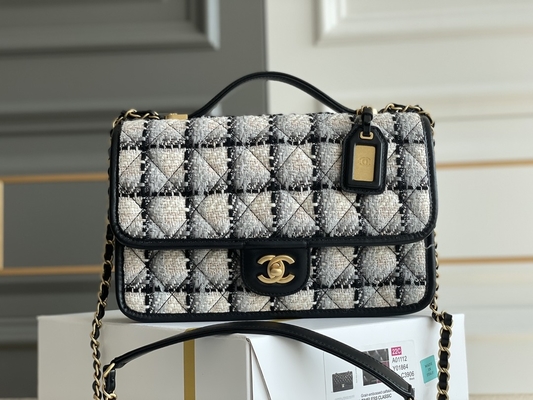 Klassieke Zwarte Witte de Plaidwol van 2WAY Chanel Medium Flap Bag Messenger