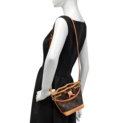 NANO Snelle Kruis van Louis Vuitton M81266 van het Monogramcanvas - lichaamszak voor Vrouwen