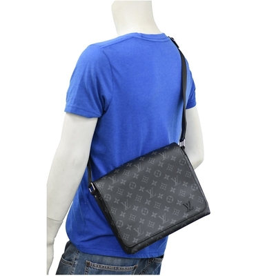 Louis Vuitton District van de Drukmensen van het verduisteringscanvas PM M45272