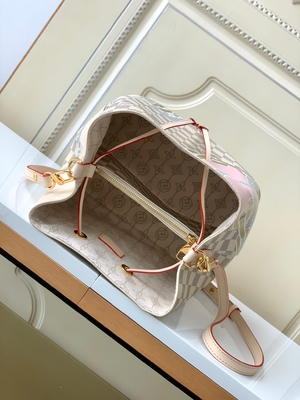 Witte Roze Damier Azur Canvas LV Gemerkt Boodschapper Bag NéONoé MM.emmer Zak
