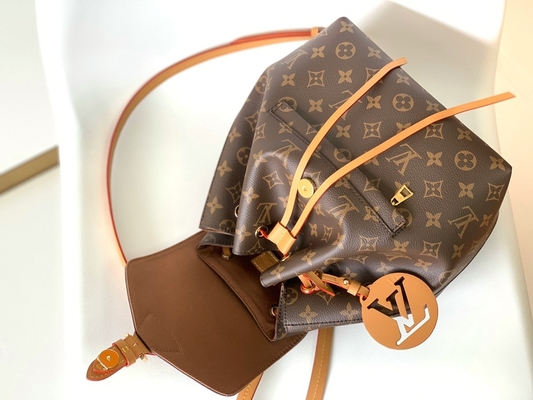 Het Kalfsleer LV Montsouris van de monogramschaduw PM Rugzak Afneembare Charme