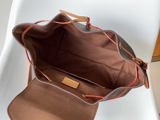 Het Kalfsleer LV Montsouris van de monogramschaduw PM Rugzak Afneembare Charme
