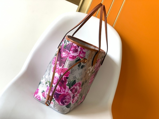 Bloemenpatroon Zilveren Louis Vuitton Large Never Full M21352