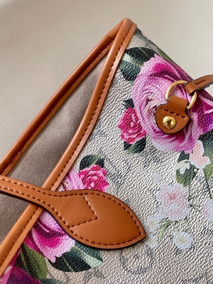 Bloemenpatroon Zilveren Louis Vuitton Large Never Full M21352