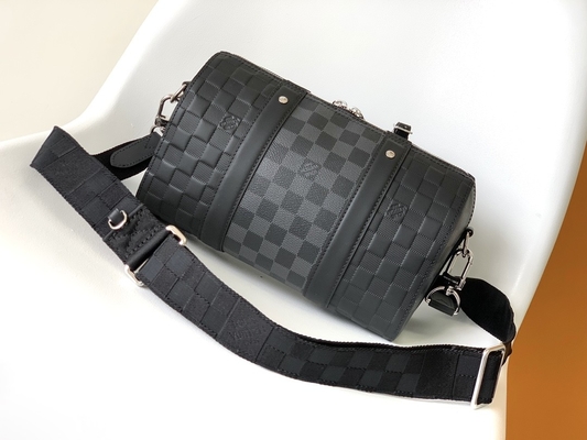 Gemerkte LV Keepall BandoulièRe 25 van Mensen Schaakbordboodschapper Bag