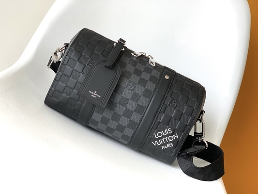 Gemerkte LV Keepall BandoulièRe 25 van Mensen Schaakbordboodschapper Bag