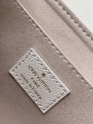 Het favoriete Leer van Roommini sling bag branded LV Rose Trianon Two Monogram Empreinte