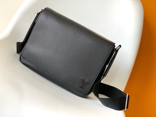 Louis Vuitton Branded Mens Bag-District PM Damier Boodschapper Bag Graphite Black