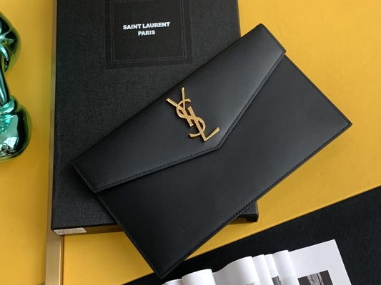 Het in reliëf gemaakte Leer Clutch Grain DE Poudre van Heilige Laurent Preloved Branded Bag Uptown