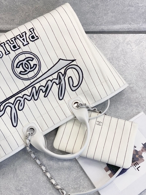 30cm 23P Chanel Deauville Tote Bag White Ecru Zwarte Streep