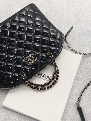 Klein Chanel Patent Calfskin Shopping Bag met Retro Dame Style
