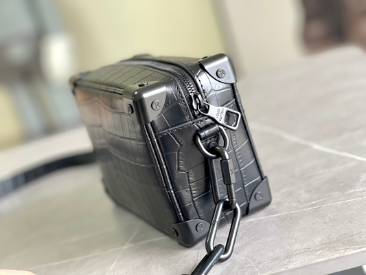 De Zachte Boomstam Mini Small Patent Leather van Crocodilienmatte black louis vuitton LV