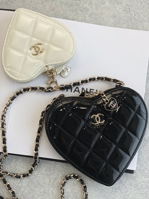 Ketting Gelakte Kalfslederpreloved Gemerkte Zak Gouden Tone Metal Black And White